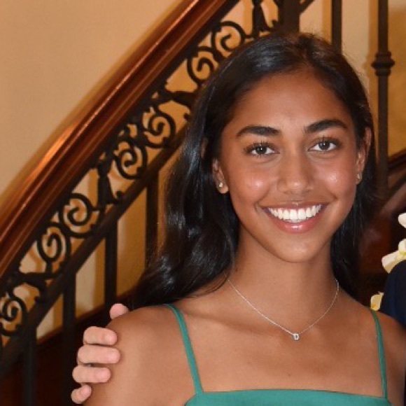 Meet your Posher, Divya - Picture 1 of 1